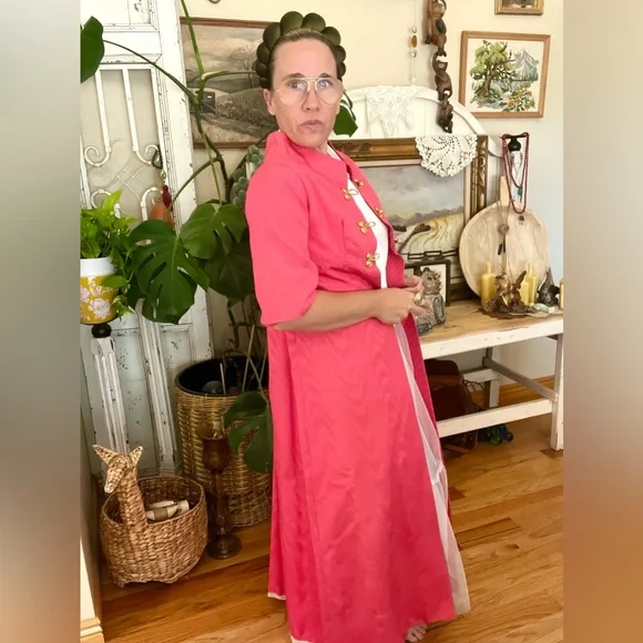 Vintage 1960’s Opera Jacket With Gold Knot Buttons Soft Pink Lining STUNNING Trench Coats